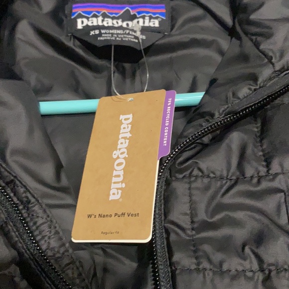 Patagonia Nano Puff Vest - Picture 9 of 10